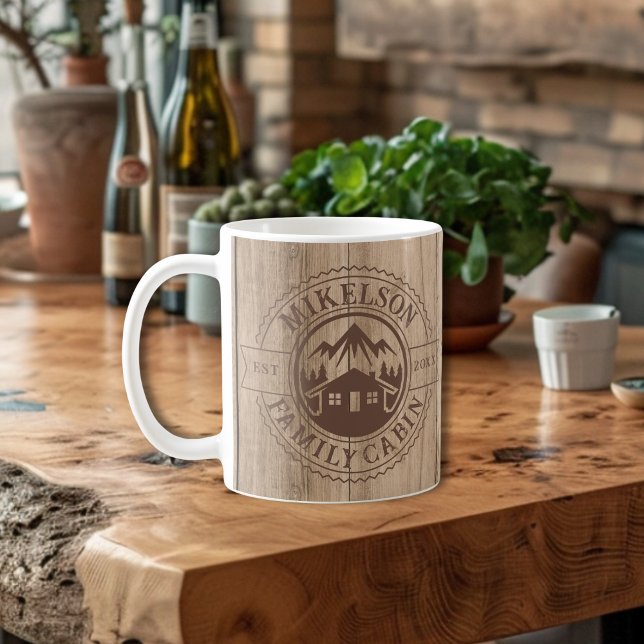 Taza De Café Cabina de familia Rustic Wood personalizada (Subido por el creador)
