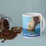 Taza De Café Cabo San Lucas la playa Arch México<br><div class="desc">Este diseño se creó a través del arte digital. Puede ser personalizado en el área de proporcionar o personalizar eligiendo la opción de pulsar para personalizar y cambiando el nombre, las iniciales o las palabras. También puede cambiar el color y estilo del texto o eliminar el texto para un diseño...</div>