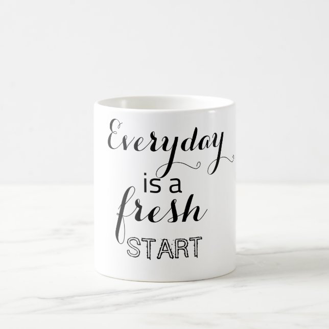 Taza De Café Cada día es un nuevo comienzo (Centro)