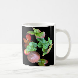Taza De Café Caer en la temporada de fresas Fotografía del jard
