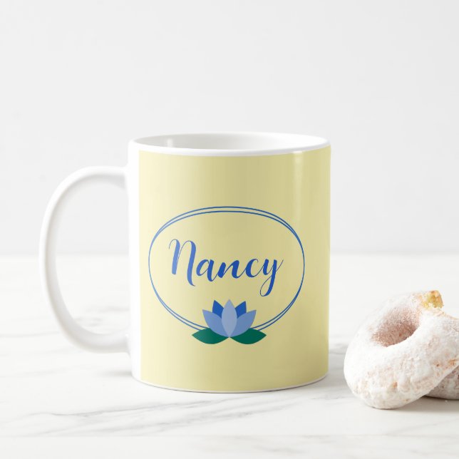 Taza De Café Café amarillo de la flor azul personalizada Lotus  (Con donut)