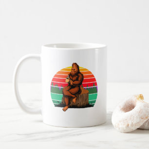 Taza De Café Café Con Un Gigante Gratuito De Sasquatch