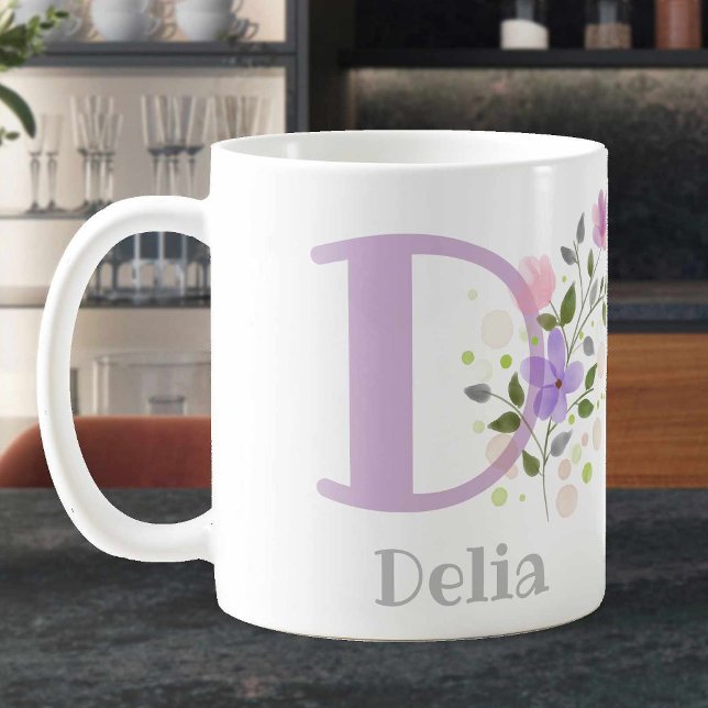 Taza De Café Café Floral personalizado Mug con el nombre Delia. (Subido por el creador)