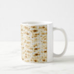 Taza De Café Café judío de regalo - Mug-Passover<br><div class="desc">Café judío Mug con foto de Matzo. Date prisa,  toma tu taza.</div>