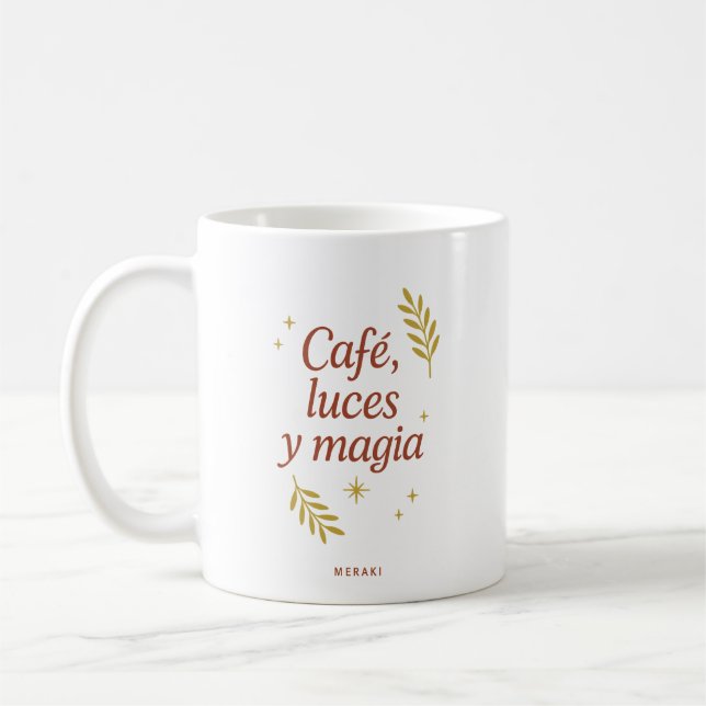 Taza De Café Café, Luces y Magia ✨ | Christmas Coffee Mug Desig (Izquierda)