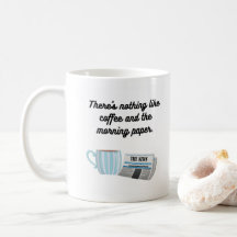 Café y un tazón de periódico