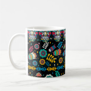 Taza De Café Calaveras tribales de Boho: patrón colorido.