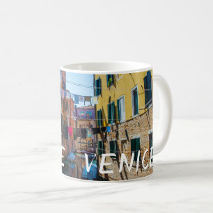 Taza De Café Calle de Venecia con ropa lavada de lavado de ropa