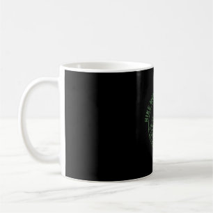Taza De Café Caminar más preocuparse menos caminata montañas al