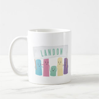 Taza De Café Caminata por la acera corta con signo personalizad