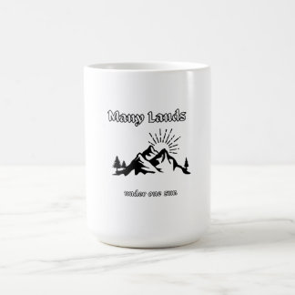 Taza De Café Camiseta clásica Muchas tierras bajo un sol