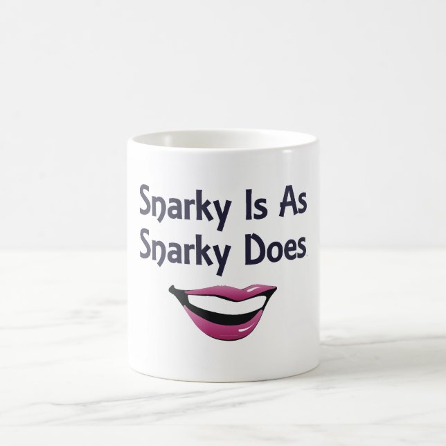 Taza De Café CAMISETA Snarky (Centro)