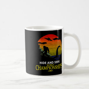 Taza De Café Campeón de Escondite y Busca Nessie Lochness Bigfo