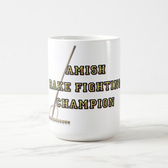 Taza De Café Campeón que lucha del rastrillo de Amish (Centro)