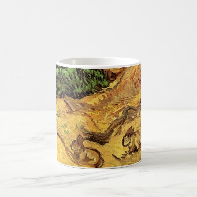 Taza De Café Campo con dos conejos por Vincent van Gogh (Centro)