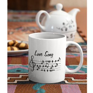 Taza De Café Canción de amor, pájaros sentados entre notas musi