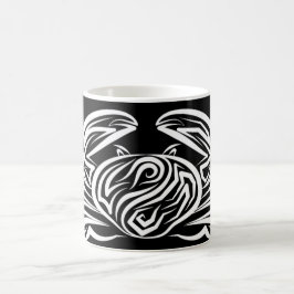 Taza De Café Cangrejo tribal blanco y negro