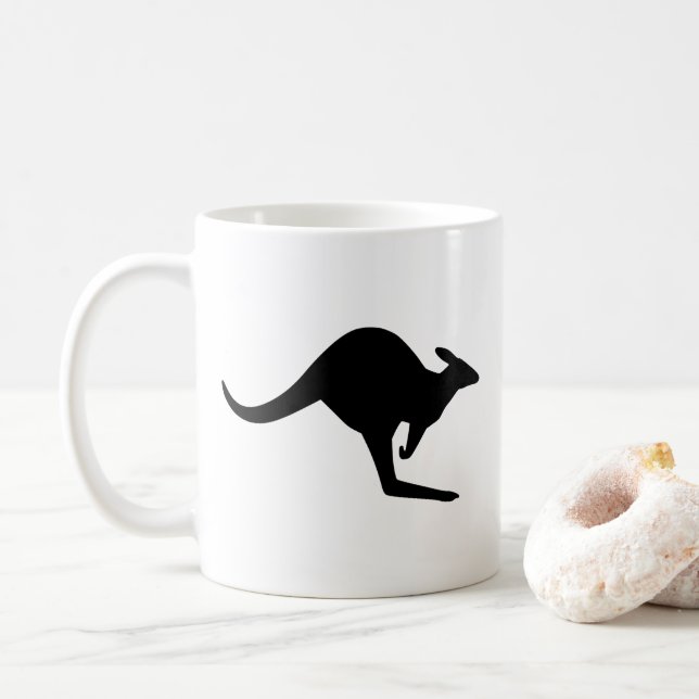 Taza De Café Canguro de cautela en blanco y negro (Con donut)