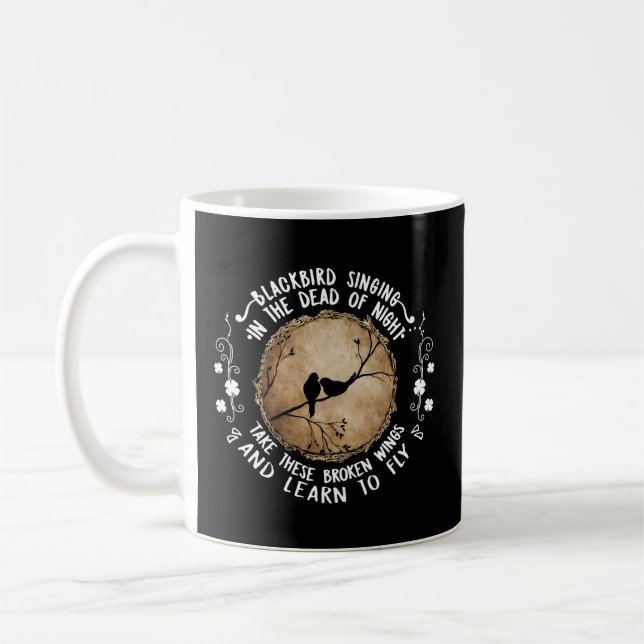 Taza De Café Canto De Blackbird En Los Muertos De Animales Noct (Izquierda)