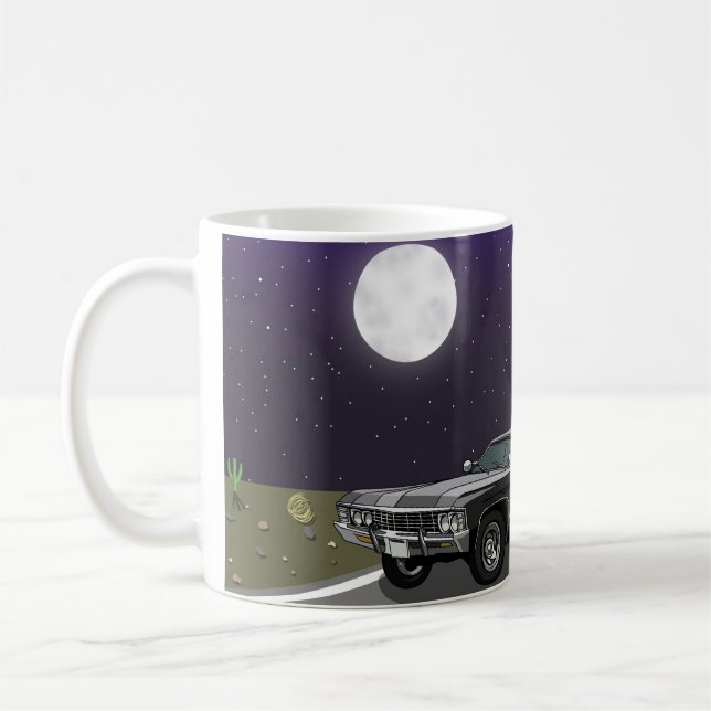 Taza De Café Car in desert night (Izquierda)