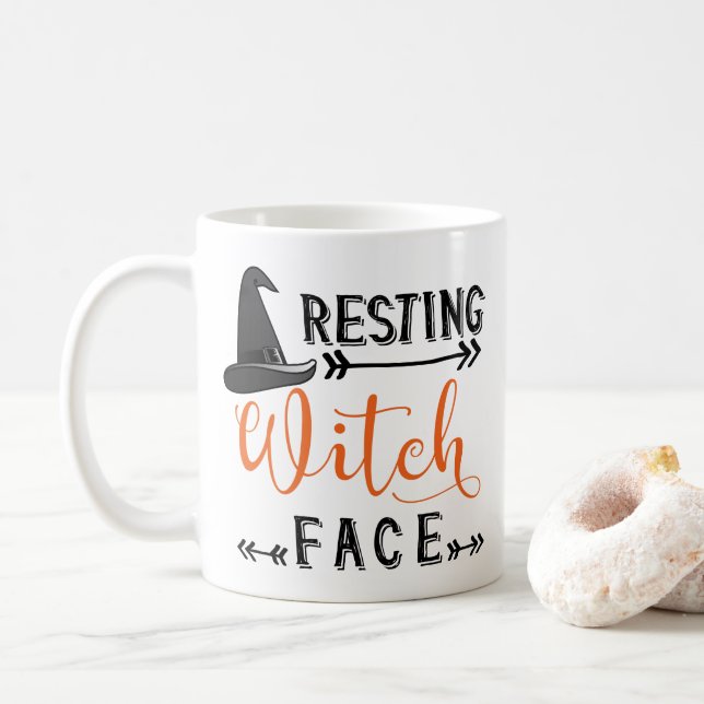 Taza De Café cara de bruja descansando (Con donut)