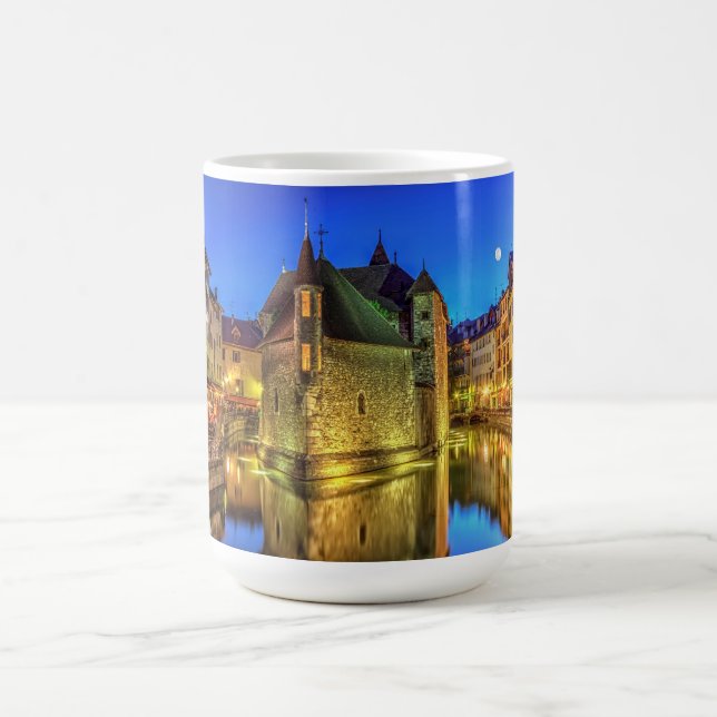 Taza De Café Cárcel y canal de Palais de l'Ile en la ciudad (Centro)