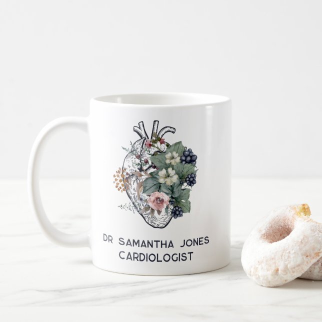 Taza De Café Cardiólogo Cardiólogo Cardíaco Anatómico Personali (Con donut)