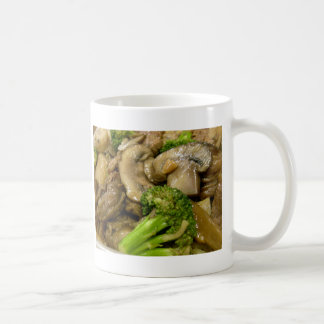 Taza De Café Carne de vacuno, brócoli y setas agitan la fritura