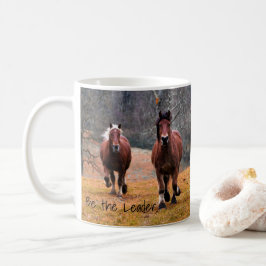 Taza De Café Carreras de caballos salvajes en los bosques