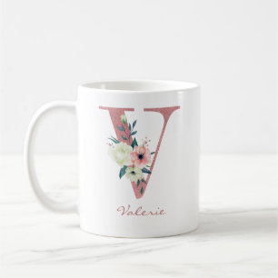Taza De Café Carta floral inicial V - Ramo de rosado y marfil