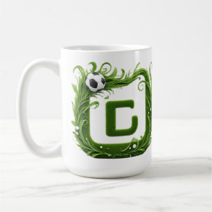 Taza De Café Carta G de césped verde con balón de fútbol