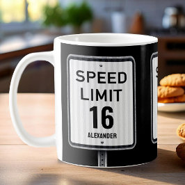 Taza De Café Cartel de velocidad de cumpleaños moderno 16