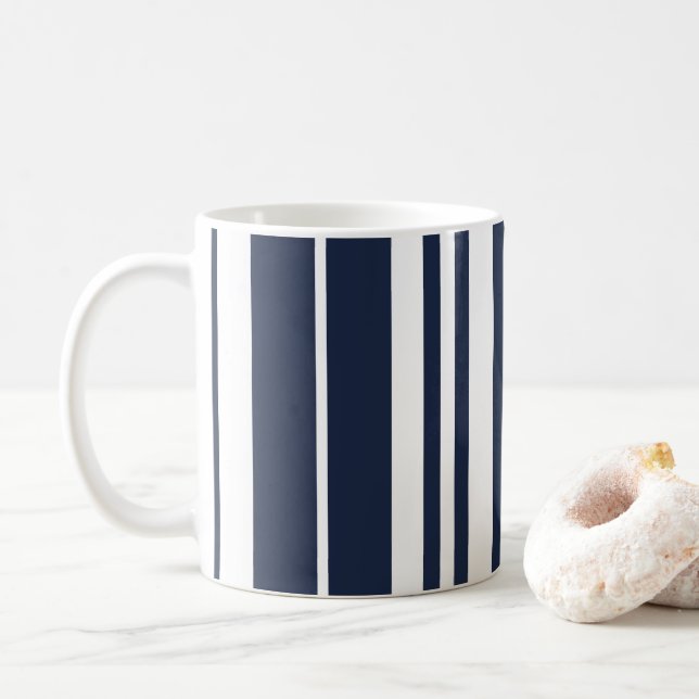 Taza De Café Casa de playa Navy Blue White Stripes (Con donut)