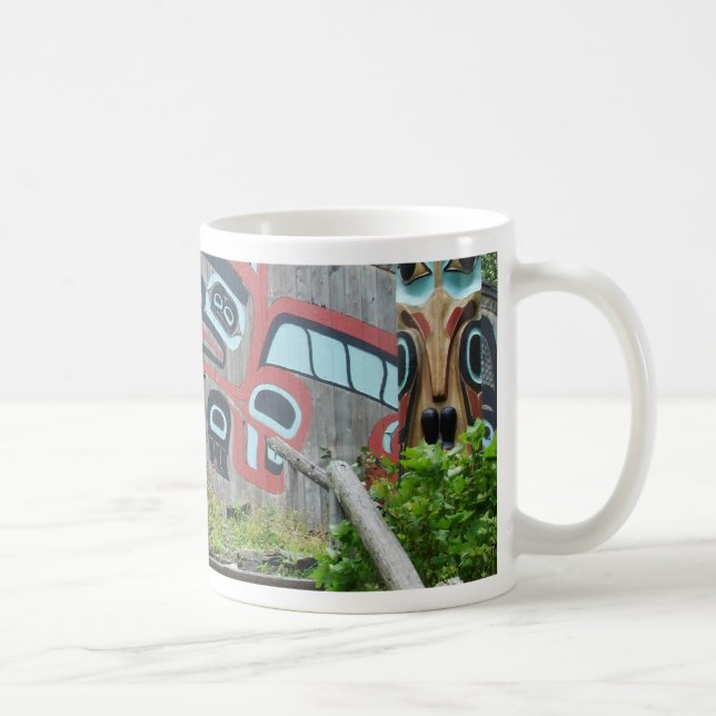 Taza De Café Casa y tótemes, Ketchikan, Alaska del clan (Derecha)