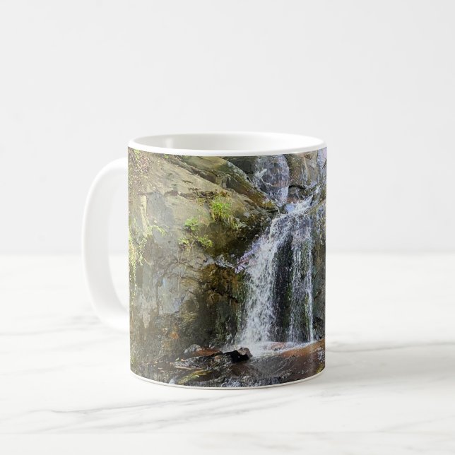 Taza De Café Cascada Serenidad de Silvervale (Anverso izquierdo)