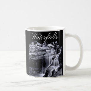 Taza De Café Cascadas de Montaña en Blanco y Negro