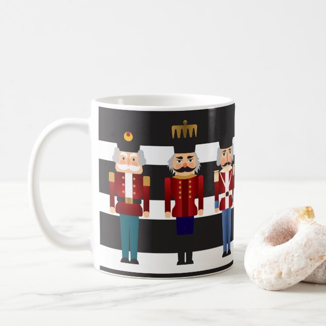 Taza De Café Cascanueces del día de fiesta del navidad (Con donut)