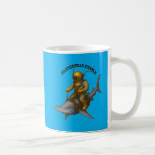 Taza De Café Casco de buzo vintage montando un tiburón martillo