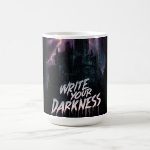 Taza De Café Castillo gótico embrujado bajo tormenta de lluvia