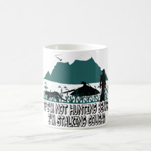 Taza De Café Cazador del puma de la parodia
