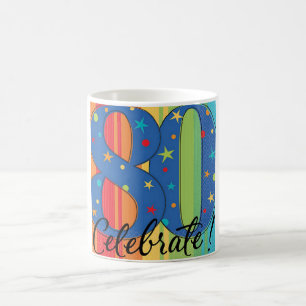 Taza De Café celebre ochenta años de joven