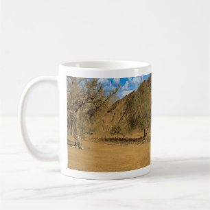 Taza De Café Cementerio en las montañas Hajar de los Emiratos Á