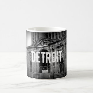 Taza de café central de la estación de Detroit