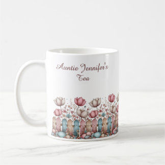 Taza De Café Cerca de Estacas de Madera Estilo Cottage Floral C