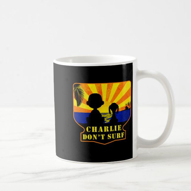 Taza De Café Charlie Don't Surf _ Funny Movie Premium  (Derecha)