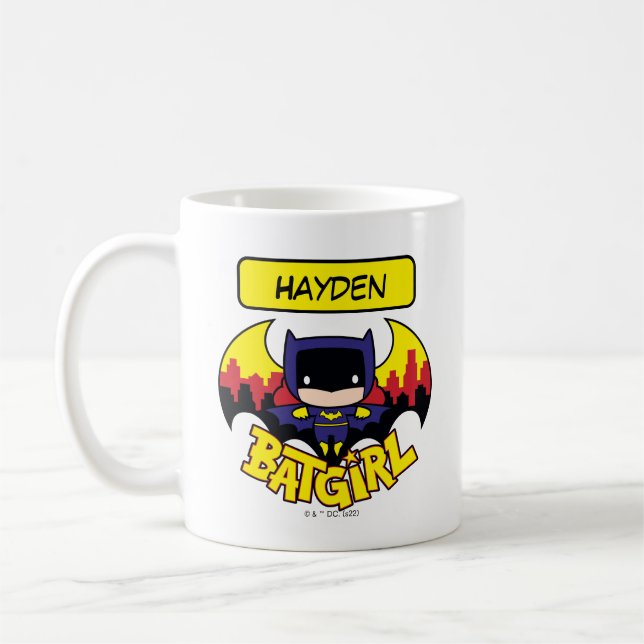 Taza De Café Chibi Batgirl Con Skyline Y Logo Gótico (Izquierda)