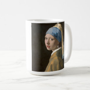 Taza De Café Chica con un pendiente de perla