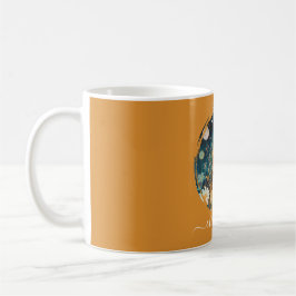 Taza De Café Chica Cósmica Boho Luna y Dalsy Ilustración Person
