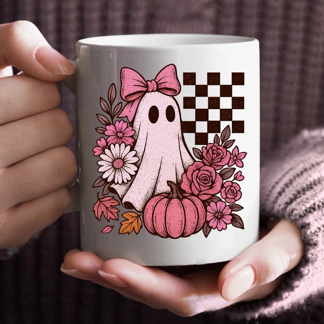 Taza De Café Chica fantasma de coqueta rosa retro con Bow Hallo (This coquette ghost retro Halloween design combines floral sweetness with spooky spirit.)