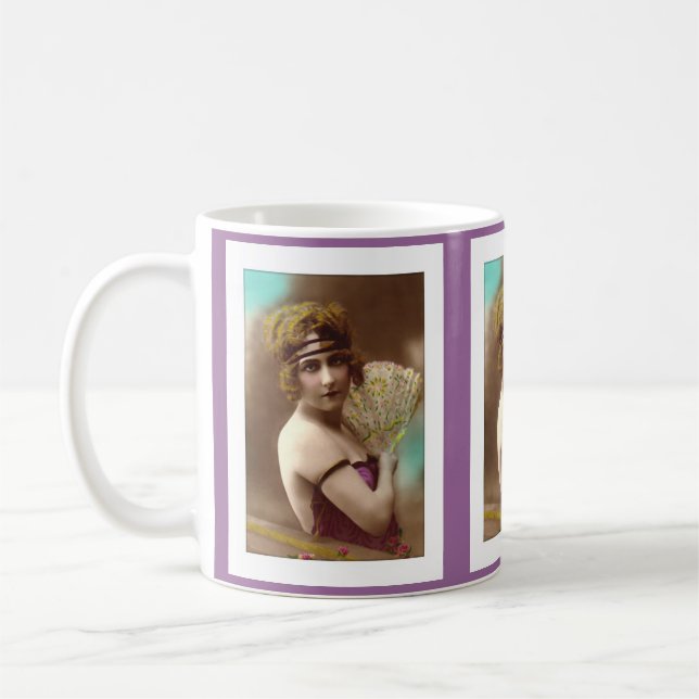 Taza De Café chica flapper morada con un abanico (Izquierda)